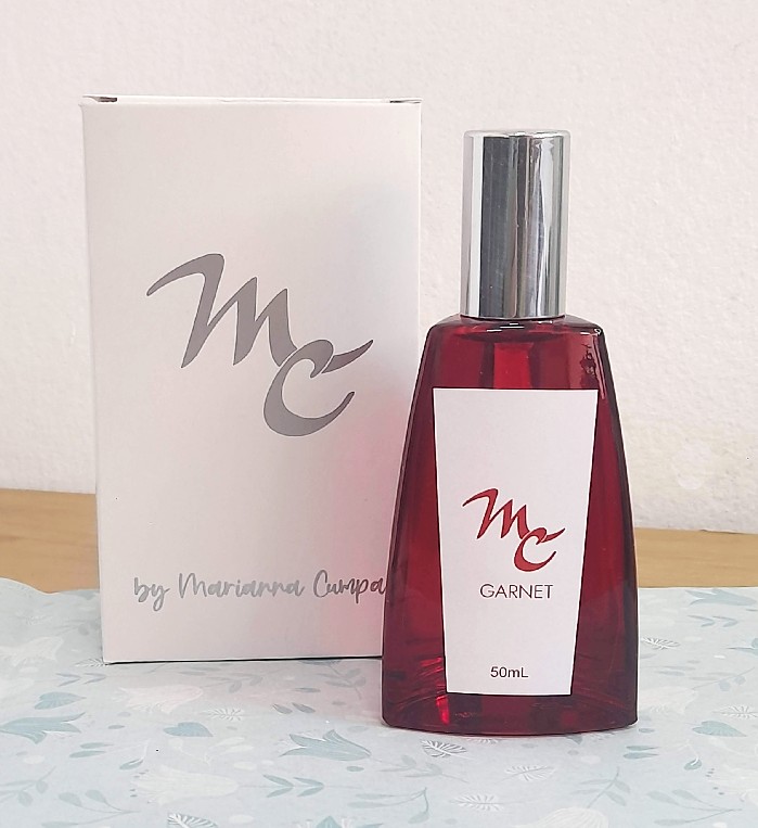 Perfume Garnet