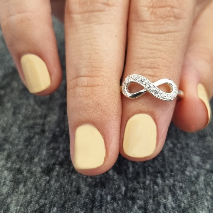 Anillo Inifinito Piedras